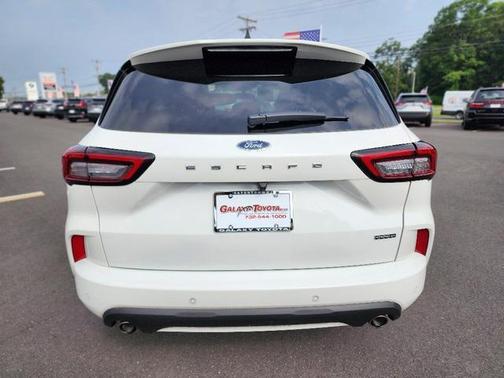 2023 Ford Escape ST-Line Select