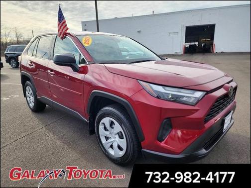 2023 Toyota RAV4 LE