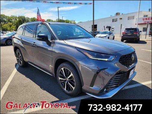 2022 Toyota Highlander XSE