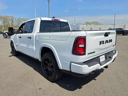 Bright White Clearcoat 2025 RAM 1500 Laramie