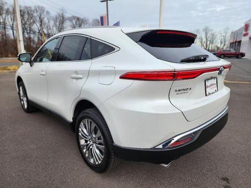 2024 Toyota Venza XLE