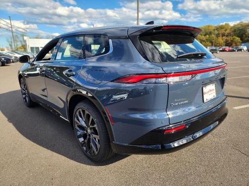 2025 Toyota Crown Signia Limited