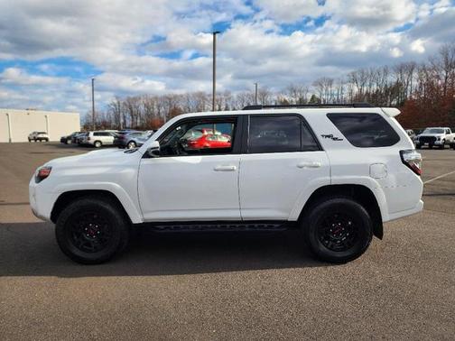 2024 Toyota 4Runner TRD Off Road Premium