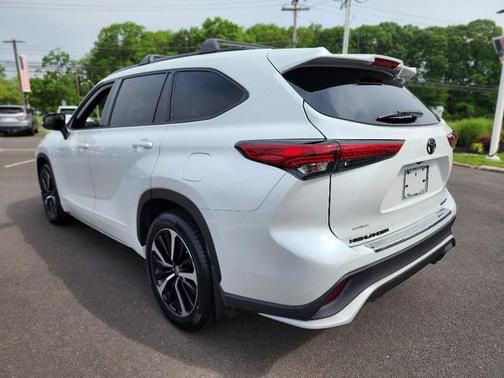 2022 Toyota Highlander XSE