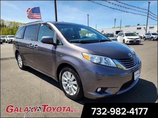 2015 Toyota Sienna XLE