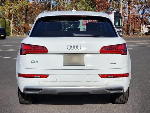 2020 Audi Q5 45 Premium Plus