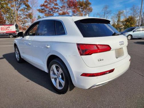 2020 Audi Q5 45 Premium Plus