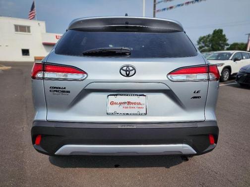 2025 Toyota Corolla Cross LE
