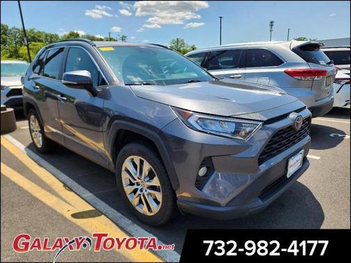 2021 Toyota RAV4 XLE Premium
