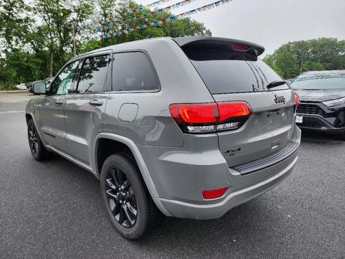 2020 Jeep Grand Cherokee Altitude