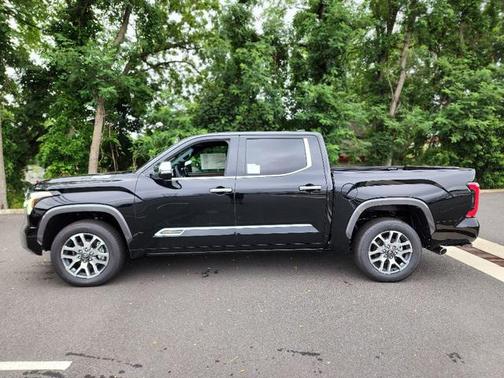 2025 Toyota Tundra Hybrid 1794 Edition