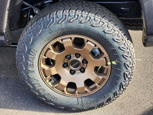 2026 Toyota Tacoma Hybrid Trailhunter