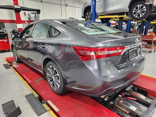 2017 Toyota Avalon XLE Premium
