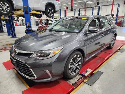 2017 Toyota Avalon XLE Premium