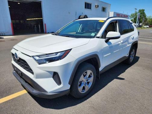 2023 Toyota RAV4 Hybrid XLE