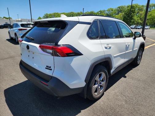 2023 Toyota RAV4 Hybrid XLE