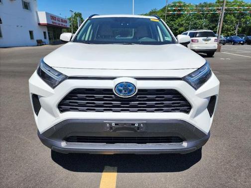 2023 Toyota RAV4 Hybrid XLE