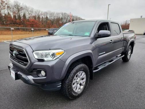 2017 Toyota Tacoma SR5