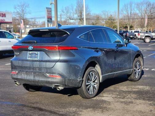 2024 Toyota Venza LE