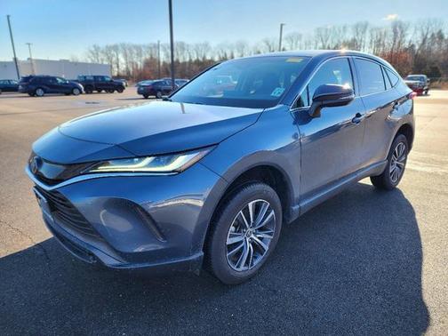 2024 Toyota Venza LE