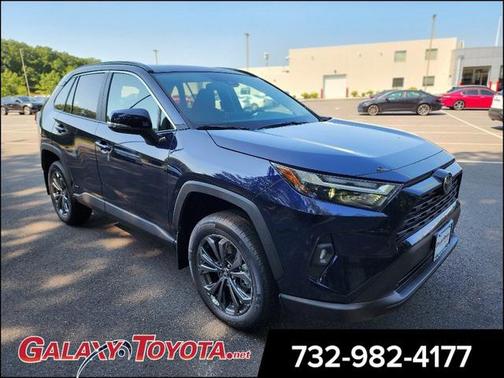 2025 Toyota RAV4 Hybrid XLE Premium