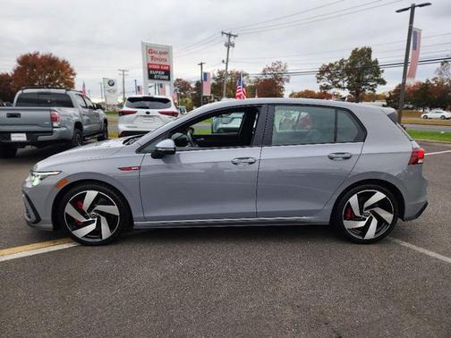 2024 Volkswagen Golf GTI 2.0T S DSG