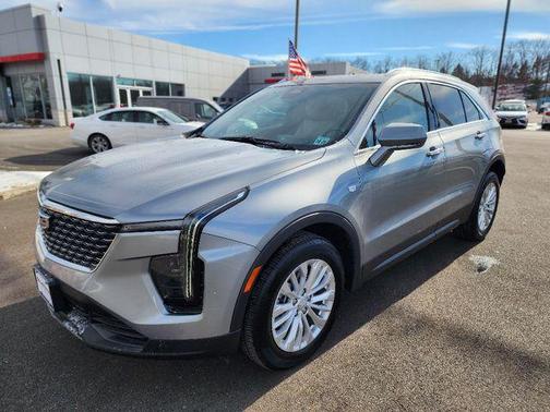 2024 Cadillac XT4 Luxury