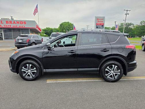 Black 2018 Toyota RAV4 LE