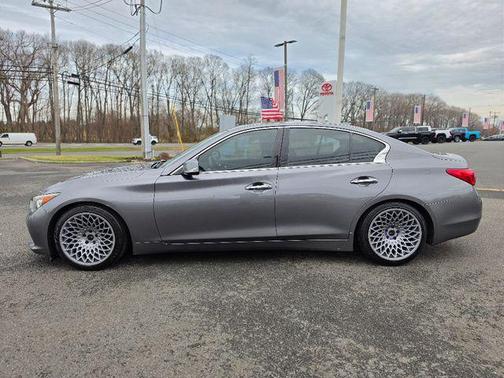 2014 INFINITI Q50 Premium
