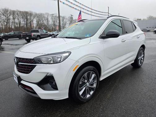 White Frost Tricoat 2020 Buick Encore GX Select
