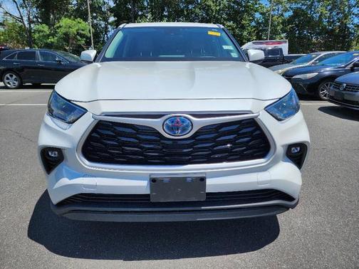 2023 Toyota Highlander Hybrid LE