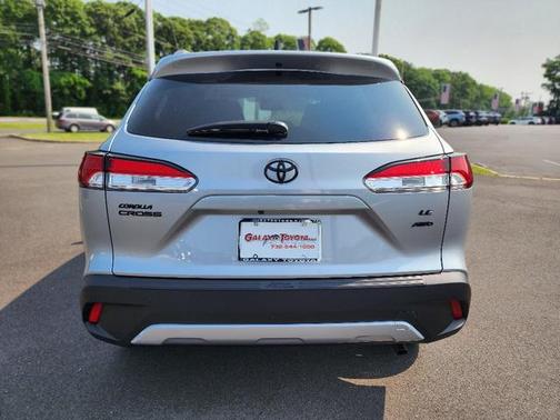 2025 Toyota Corolla Cross LE