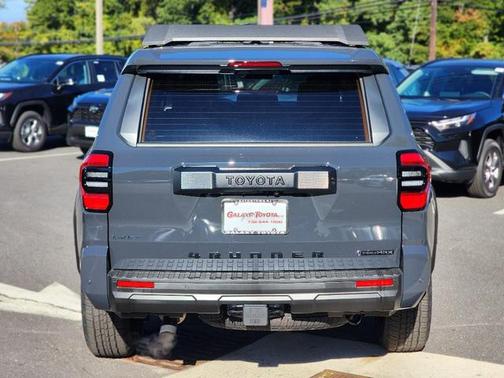 2025 Toyota 4Runner TRD Off Road