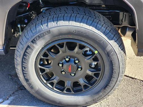 2025 Toyota 4Runner TRD Off Road