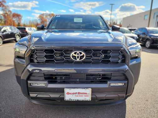 2025 Toyota 4Runner TRD Off Road