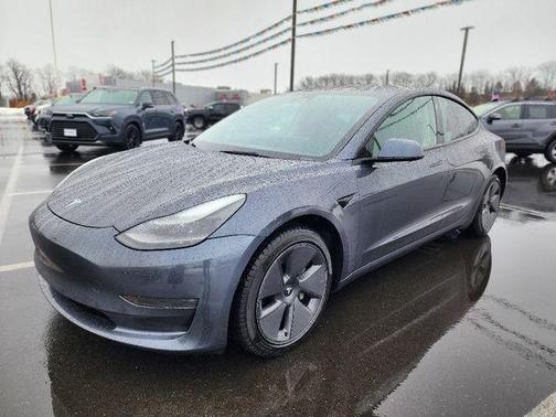 2022 Tesla Model 3 Long Range
