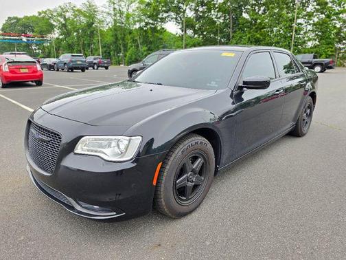 Phantom Black Tri-Coat Pearl 2015 Chrysler 300 Limited