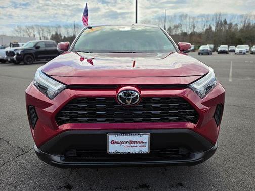 Ruby Flare Pearl 2025 Toyota RAV4 LE