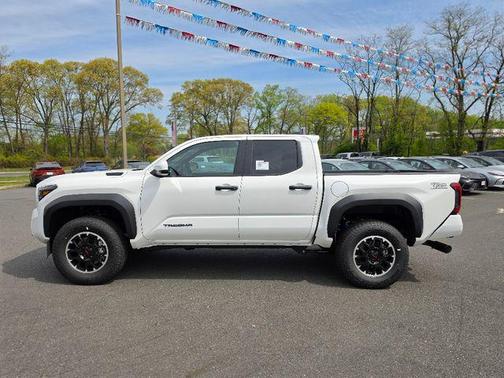 Ice 2026 Toyota Tacoma Hybrid TRD Off Road