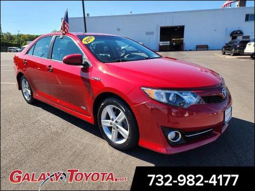 2014 Toyota Camry Hybrid LE