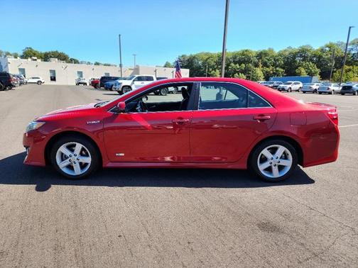 2014 Toyota Camry Hybrid LE