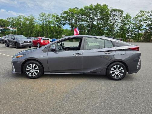 Magnetic Gray Metallic 2021 Toyota Prius Prime LE