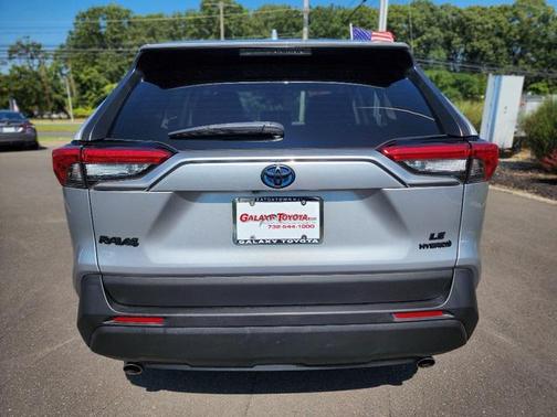 2021 Toyota RAV4 Hybrid LE
