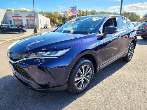 2023 Toyota Venza LE