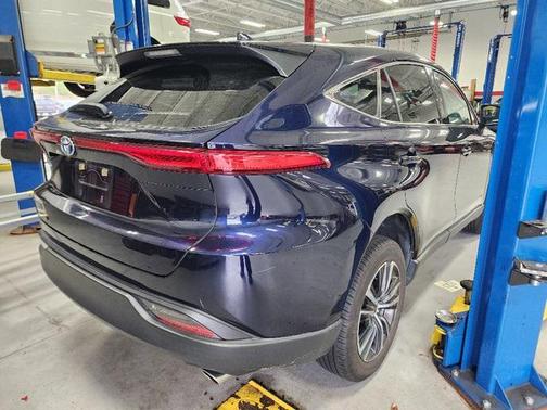 2023 Toyota Venza LE