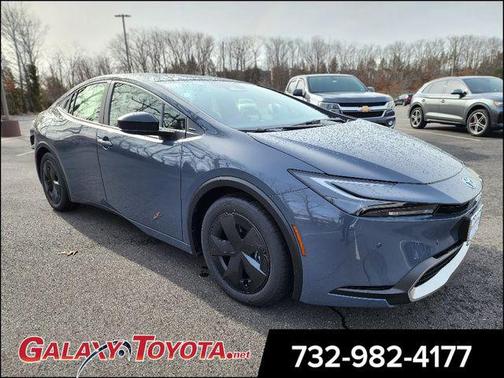 2026 Toyota Prius Plug-In Hybrid SE