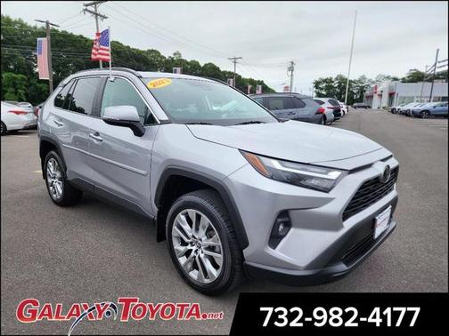 2023 Toyota RAV4 XLE Premium