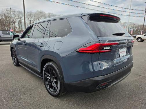 Storm Cloud 2024 Toyota Grand Highlander Platinum