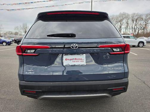 Storm Cloud 2024 Toyota Grand Highlander Platinum