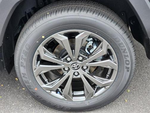 2025 Toyota RAV4 Hybrid XLE Premium